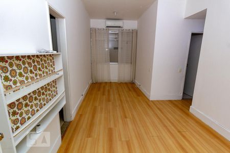 Sala de apartamento para alugar com 2 quartos, 77m² em Flamengo, Rio de Janeiro
