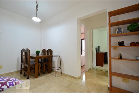 Sala de apartamento para alugar com 2 quartos, 50m² em Chácara Inglesa, São Paulo