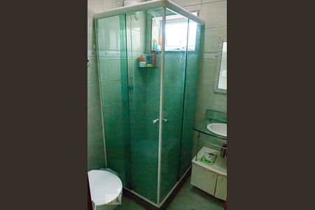 Casa à venda com 190m², 3 quartos e 5 vagas Casa à venda com 190m², 3 quartos e 5 vagasBanheiro