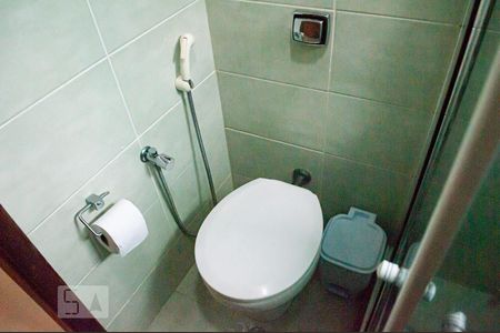 Casa à venda com 190m², 3 quartos e 5 vagas Casa à venda com 190m², 3 quartos e 5 vagasBanheiro