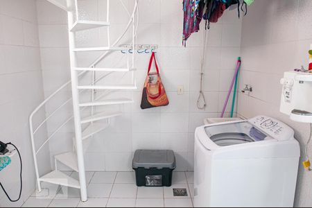 Casa à venda com 190m², 3 quartos e 5 vagas Casa à venda com 190m², 3 quartos e 5 vagasÁrea de Serviço