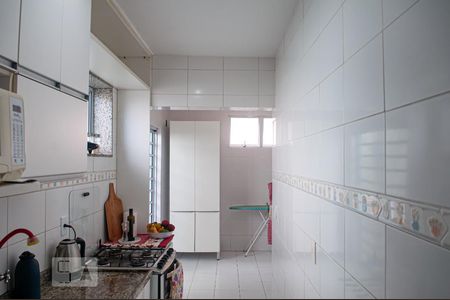 Casa à venda com 190m², 3 quartos e 5 vagas Casa à venda com 190m², 3 quartos e 5 vagasCozinha