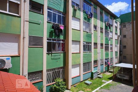 Sala - Vista de apartamento à venda com 2 quartos, 56m² em Humaitá, Porto Alegre