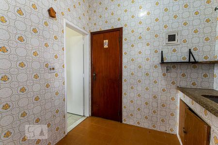 Apartamento à venda com 80m², 2 quartos e sem vagaCozinha 