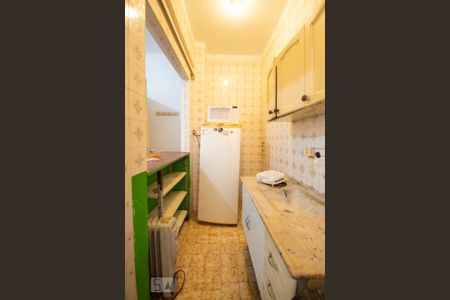 Apartamento à venda com 42m², 1 quarto e sem vaga Apartamento à venda com 42m², 1 quarto e sem vagaCozinha e Área de Serviço
