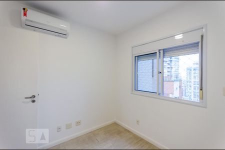 Apartamento para alugar com 204m², 4 quartos e 3 vagas Apartamento para alugar com 204m², 4 quartos e 3 vagasQuarto 4