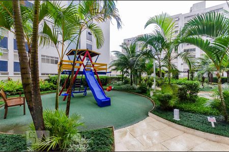 Apartamento para alugar com 204m², 4 quartos e 3 vagas Apartamento para alugar com 204m², 4 quartos e 3 vagasPlayground