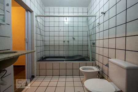 Casa para alugar com 110m², 2 quartos e 1 vagaBanheiro da Suíte