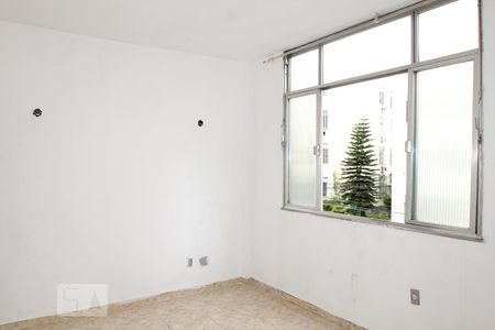 Sala de apartamento à venda com 2 quartos, 60m² em Pilares, Rio de Janeiro