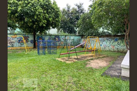 Apartamento para alugar com 60m², 2 quartos e 1 vaga Apartamento para alugar com 60m², 2 quartos e 1 vagaÁrea Comum - Playground