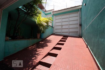 Casa à venda com 176m², 3 quartos e 3 vagas Casa à venda com 176m², 3 quartos e 3 vagasRampa da Garagem