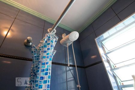 Casa à venda com 176m², 3 quartos e 3 vagas Casa à venda com 176m², 3 quartos e 3 vagasBanheiro - Chuveiro