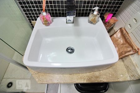 Apartamento à venda com 73m², 3 quartos e 1 vagaBanheiro Social