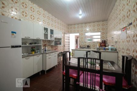 Casa à venda com 110m², 2 quartos e 1 vaga Casa à venda com 110m², 2 quartos e 1 vagaCozinha