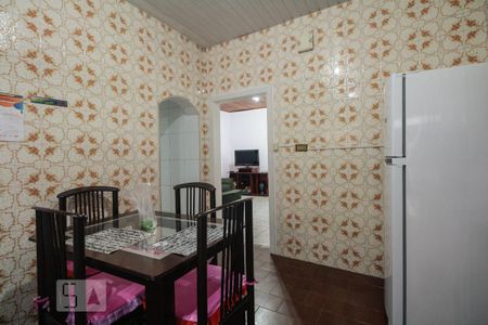 Casa à venda com 110m², 2 quartos e 1 vaga Casa à venda com 110m², 2 quartos e 1 vagaCozinha