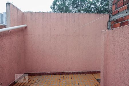 Casa à venda com 110m², 2 quartos e 1 vaga Casa à venda com 110m², 2 quartos e 1 vagaTerraço