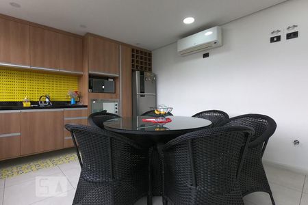Apartamento à venda com 65m², 1 quarto e 1 vagaCobertura