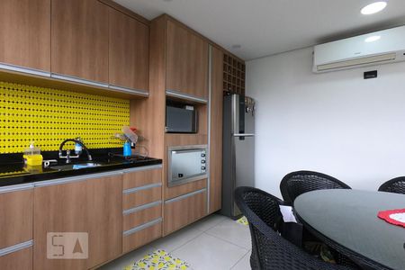 Apartamento à venda com 65m², 1 quarto e 1 vagaCobertura