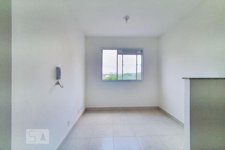 Sala de apartamento para alugar com 2 quartos, 32m² em Parque Fongaro, São Paulo