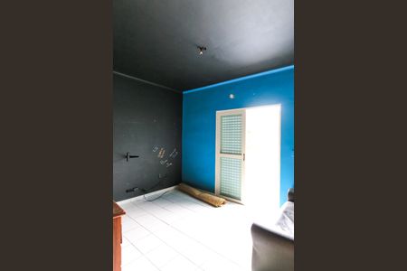 Casa para alugar com 220m², 3 quartos e 3 vagasQuarto