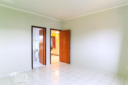 Casa para alugar com 220m², 3 quartos e 3 vagasSuíte 1