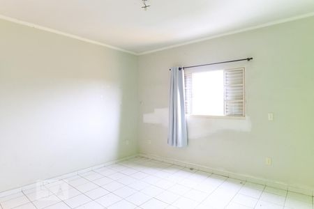 Casa para alugar com 220m², 3 quartos e 3 vagasSuíte 1