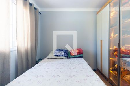 Quarto 1 de apartamento para alugar com 2 quartos, 34m² em Jardim Planalto, São Paulo