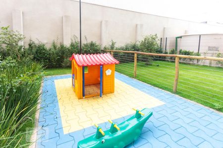 Apartamento à venda com 32m², 2 quartos e sem vagaÁrea Comum - Playground