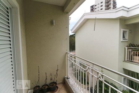 Casa de condomínio para alugar com 154m², 4 quartos e 3 vagas Casa de condomínio para alugar com 154m², 4 quartos e 3 vagasVaranda do quarto 1