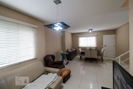Sala de casa de condomínio para alugar com 4 quartos, 154m² em Bosque da Saúde, São Paulo