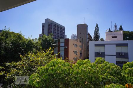 Suite - Vista de apartamento à venda com 2 quartos, 270m² em Petrópolis, Porto Alegre