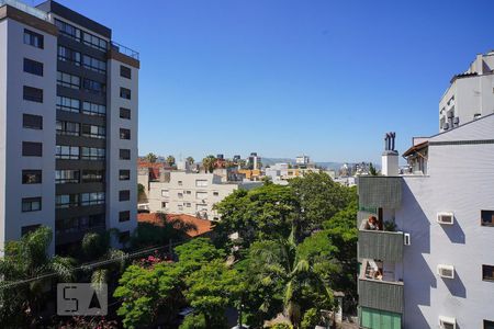 Sala - Vista de apartamento à venda com 2 quartos, 270m² em Petrópolis, Porto Alegre