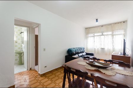 Sala de apartamento para alugar com 1 quarto, 55m² em José Menino, Santos