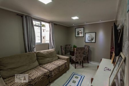 Apartamento à venda com 57m², 2 quartos e 1 vagaSala