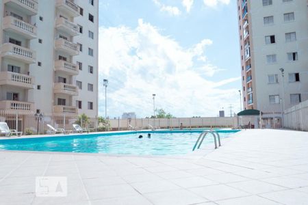 Apartamento para alugar com 76m², 2 quartos e 1 vagapiscina