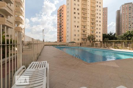 Apartamento para alugar com 76m², 2 quartos e 1 vagapiscina