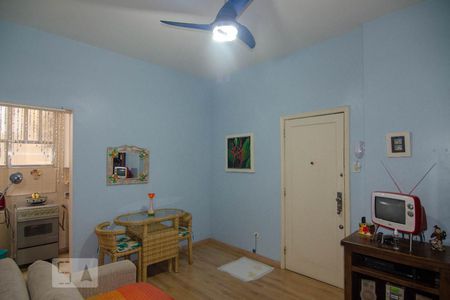 Apartamento para alugar com 35m², 1 quarto e sem vaga Apartamento para alugar com 35m², 1 quarto e sem vagaSala