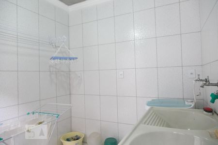 Casa à venda com 320m², 3 quartos e 3 vagas Casa à venda com 320m², 3 quartos e 3 vagasÁrea de Serviço