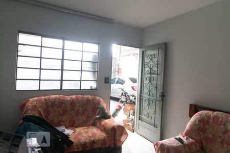 Sala de casa à venda com 3 quartos, 320m² em Conjunto Habitacional Aguia de Haia, São Paulo