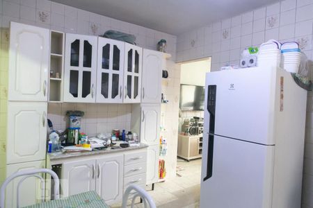 Casa à venda com 320m², 3 quartos e 3 vagas Casa à venda com 320m², 3 quartos e 3 vagasCozinha
