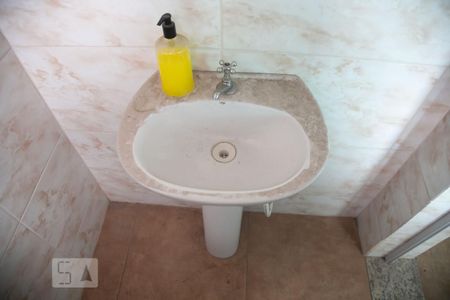 Casa à venda com 320m², 3 quartos e 3 vagas Casa à venda com 320m², 3 quartos e 3 vagasBanheiro 3