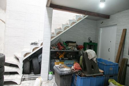 Casa à venda com 320m², 3 quartos e 3 vagas Casa à venda com 320m², 3 quartos e 3 vagasQuintal