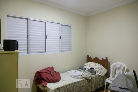 Quarto 1 de casa à venda com 3 quartos, 320m² em Conjunto Habitacional Aguia de Haia, São Paulo