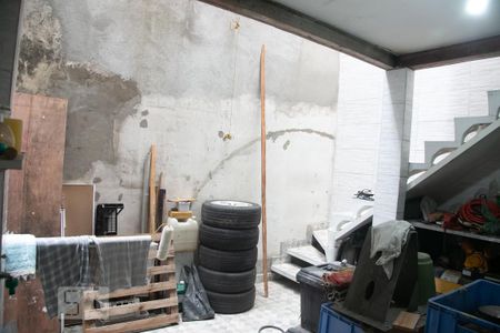 Casa à venda com 320m², 3 quartos e 3 vagas Casa à venda com 320m², 3 quartos e 3 vagasQuintal