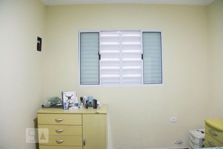 Casa à venda com 320m², 3 quartos e 3 vagas Casa à venda com 320m², 3 quartos e 3 vagasQuarto 2