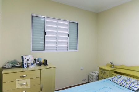 Casa à venda com 320m², 3 quartos e 3 vagas Casa à venda com 320m², 3 quartos e 3 vagasQuarto 2