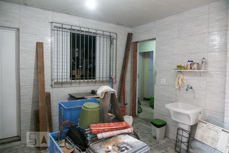 Casa à venda com 320m², 3 quartos e 3 vagas Casa à venda com 320m², 3 quartos e 3 vagasQuintal