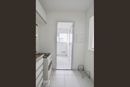 Apartamento à venda com 76m², 2 quartos e 1 vagaCozinha