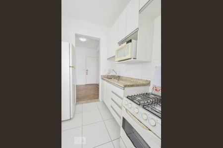 Apartamento à venda com 76m², 2 quartos e 1 vagaCozinha