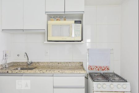 Apartamento à venda com 76m², 2 quartos e 1 vagaCozinha